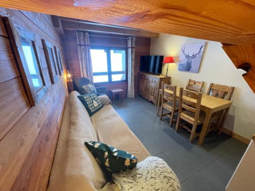 LE CHARDON Bel appartement avec terrasse dans vieille ferme de montagne rénovée