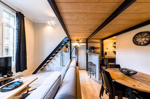 Le Château Senard, Studio cosy 23 m2 au calme proche gare - 3 min