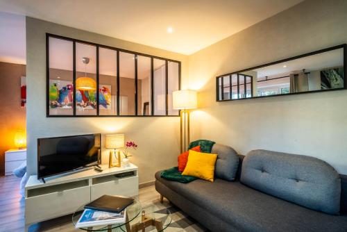 LE CHATELET- Parking Gratuit - Cosy et Design - à 10 mn de Geneve