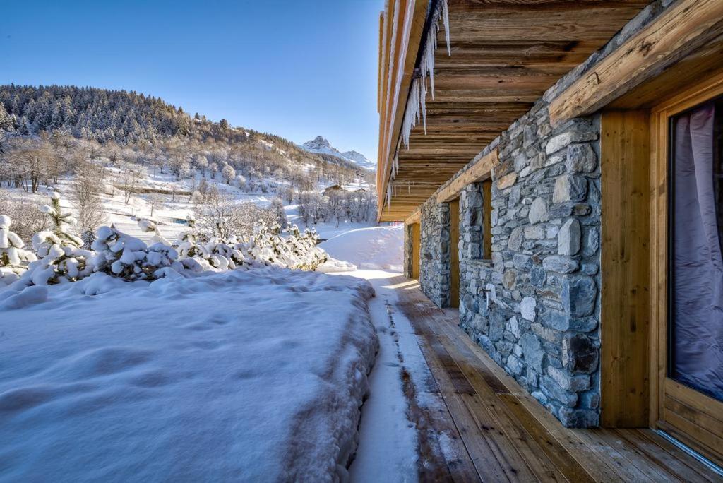 Le Cheval Blanc, Ski aux pieds LE RAFFORT, 73550 Méribel