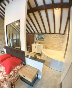 Le Clos Saint Gilles, T5, village viticole
