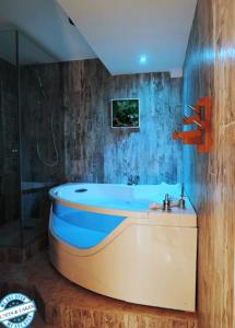 Le Cocon - Jacuzzi et Sauna en vieille ville