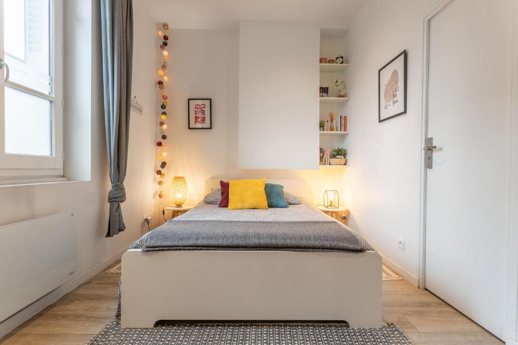 Le Cocon Lumière 24 Rue Gabriel Sarrazin, 69008 Lyon