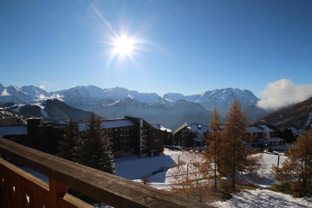 Appartement Le Cocon, T2+coin montagne vue panoramique, Eclose 42 Impasse Fontaine du Corbeau 38750 Huez