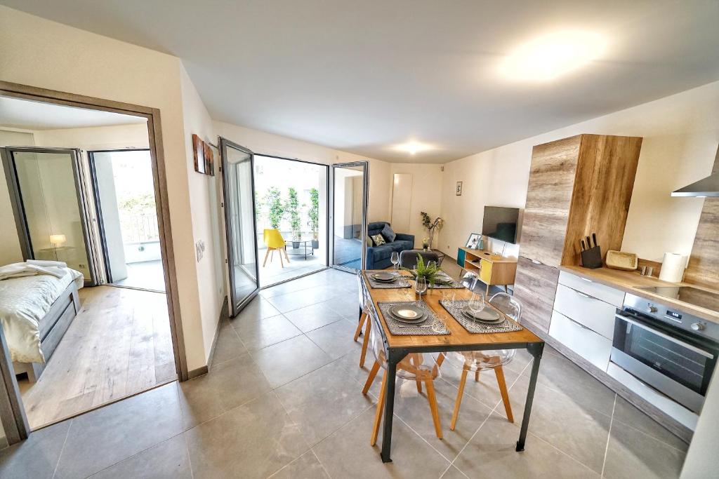 Appartement LE COCON TRESUM - Lac, Vieille ville, Garage Residence l'Estrade (Bâtiment coté jardin) - 3ème étage B2302 5 Avenue du Tresum 74000 Annecy