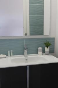 Le Coin Cosy avec Balcon Terrasse et parking privé