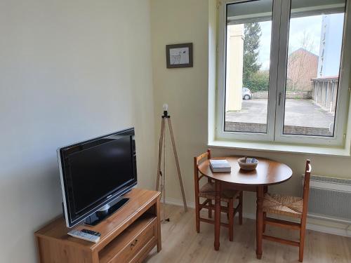 Le Comtois, studio au calme proche de la gare