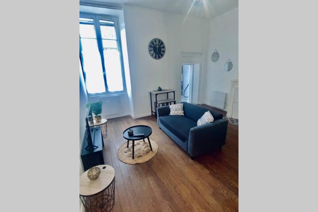 Appartement Le contemporain 1 étage 32 Rue de Montélimar 36100 Issoudun