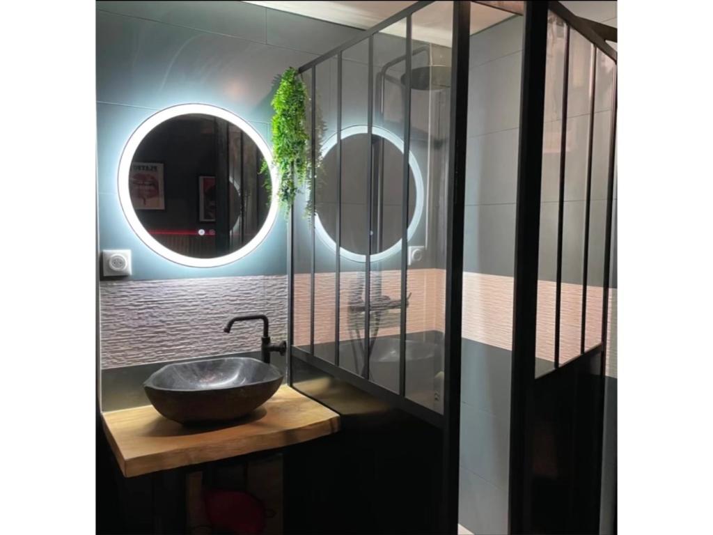 Le Corbusier - Cosy & SPA 42700 Firminy