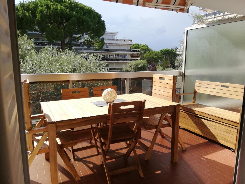 Le Corinthe studio apartment 170 Avenue des Orangers, 06160 Antibes