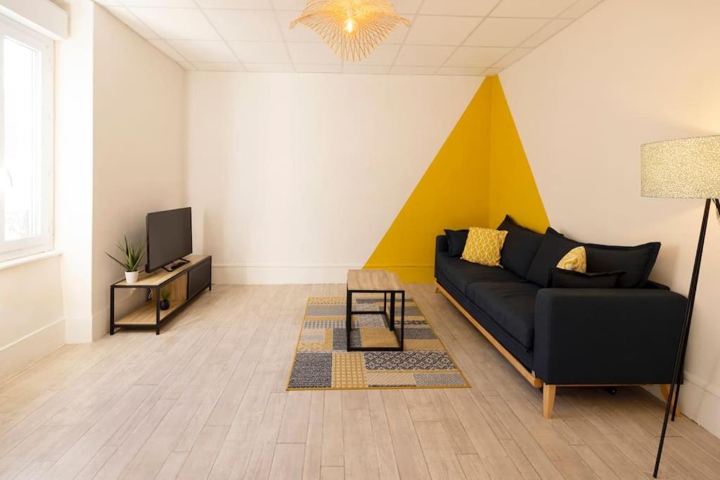 Appartement Le Cosy C - T2 Tout Équipé - Centre-Ville Gare 8 Rue Stéphane Servant 03100 Montluçon