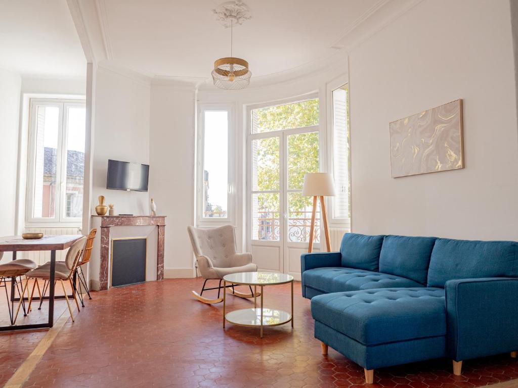 Le CosyChic - Appartement élégant en centre ville 2 lieu dit le pont neuf, 84100 Orange