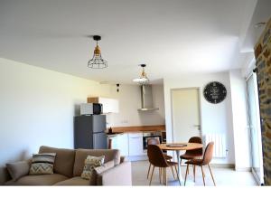 Le cottage Saint Vincent-centre ville-wifi-parking- Apparthotellagacilly