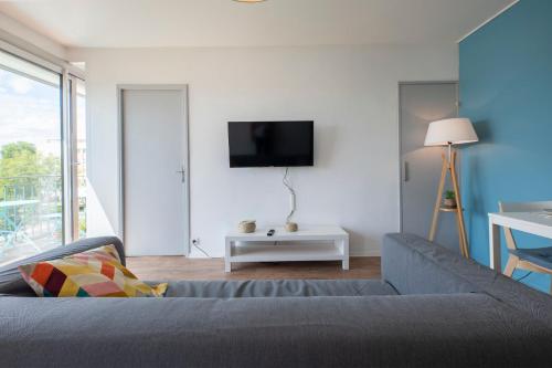 Le Coty Confortable Moderne Lumineux