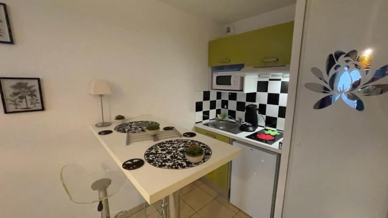 Appartement Le domaine de manon 202 330 Avenue de Paris 83870 Signes