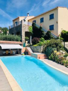 Le domaine des Oliviers ALES appartement 4 pers