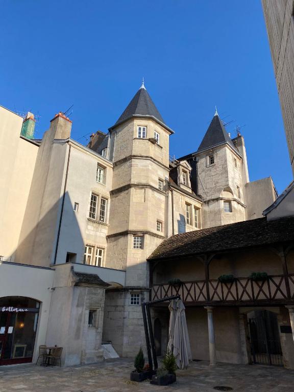 Appartement Le Donjon : Centre historique 15 Rue Lamonnoye 21000 Dijon