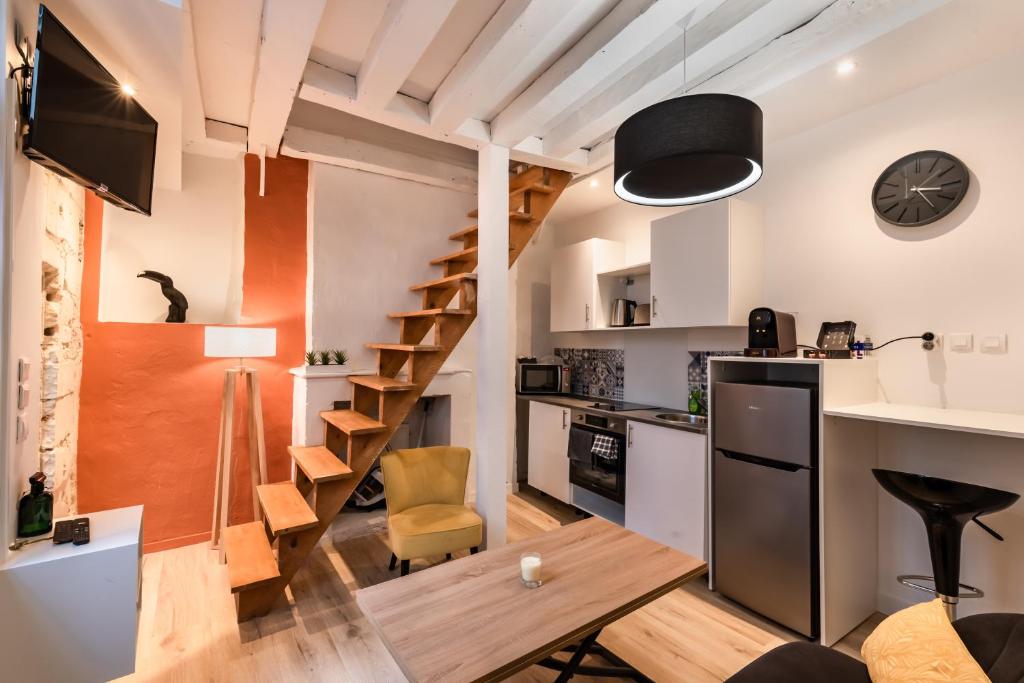 Appartement Le donjon des Poeliers 17 Rue des Poeliers 49100 Angers