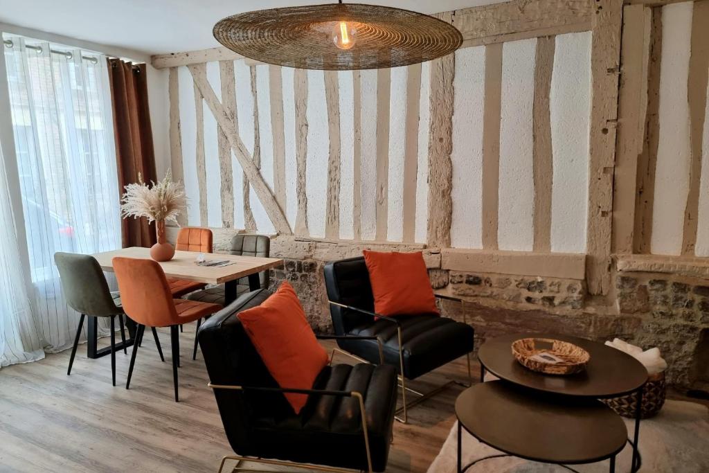 Appartement Le Duplex d'Au Sans Pareil - 26 rue Saint Léonard 1er étage 14600 Honfleur