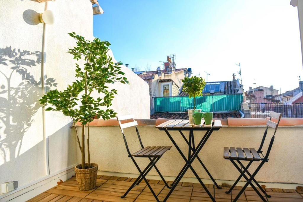 Appartement Le Duplex - Terrasse au cœur de Marseille Panier 20 Rue du Panier 13002 Marseille