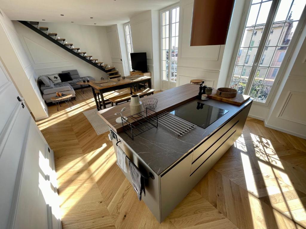 Le Duplex Vue Mer by Connexion 13 Rue du Lac, 06400 Cannes