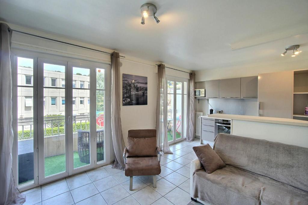 Le Flocon-Studio cabine-Balcon 4-6 Pers à 100m des pistes 38410 Chamrousse