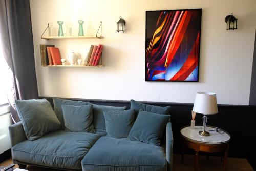 Le Floreal, great quiet appt in very town center
