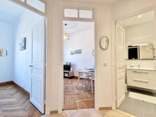 Le FOCH2 by Booking Guys