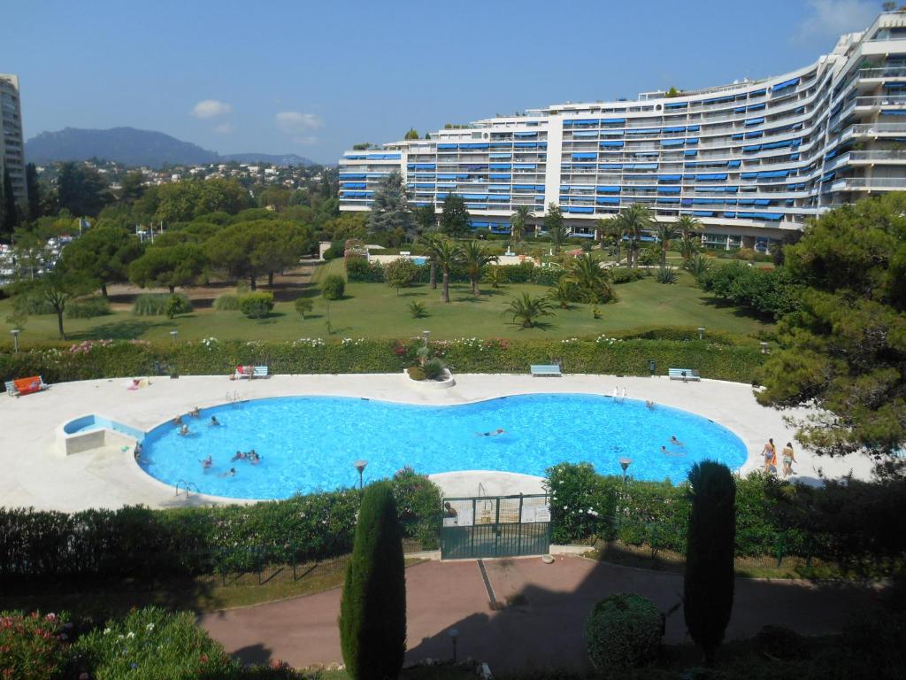 Appartement Appartement Le France - Vacances Côte d'Azur 920 Avenue de la Marine Royale, 06210 Mandelieu-la-Napoule