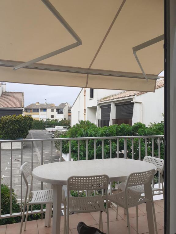 Le Frioul Appt n°7, 176 Rue du Fenouil, 30240 Le Grau-du-Roi