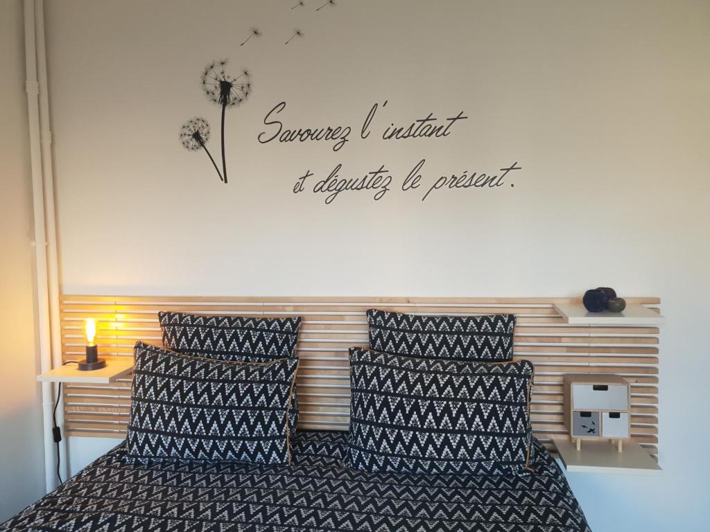 LE GARDEN CENTRAL STUDIO 27 RUE DES GRANDS JARDINS, 22100 Dinan