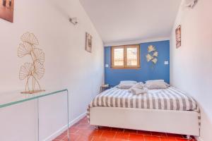 Appartement LE GILLY 6 - F3 EXCEPTIONNEL, VUE MER, MODERNE, CLIMATISATION, Vieux-Nice 12 Rue Jules Gilly 06300 Nice Provence-Alpes-Côte d\'Azur