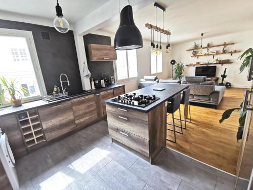 Le Globe-trotter - Les Maisons de Madeleine