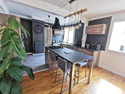 Le Globe-trotter - Les Maisons de Madeleine