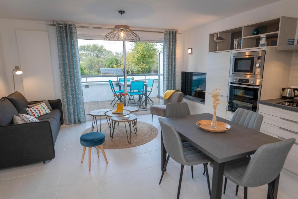 Appartement Le Golfe du Morbihan et ses sentiers côtiers Appt 103 - 1er étage 98 avenue du Maréchal Juin 56000 Vannes