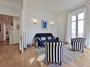 Le Gounod 25 by Booking Guys