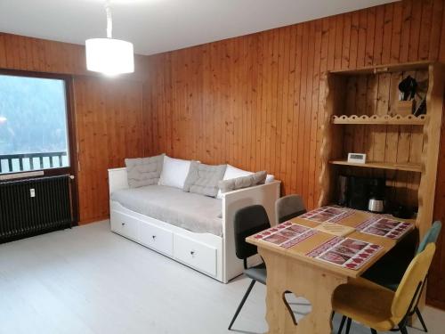 Appartement Le Grand-Bornand, 1 pièce, 4 personnes - FR-1-241-245 Le Grand-Bornand france