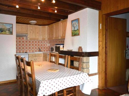 Appartement Le Grand-Bornand, 2 pièces, 7 personnes - FR-1-241-23 Le Grand-Bornand france