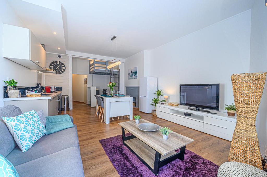 LE GRAND GEVELL - Bel appartement à 5 minutes du port de Vannes 31, Place des Lices, 56000 Vannes