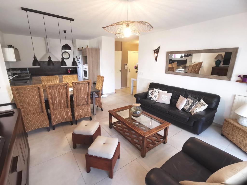 Le Grandiose, Wifi, TV, Climatisation, Parking, Terrasse Apt B25, 2ème étage 205 Rue Ray Charles, 34000 Montpellier