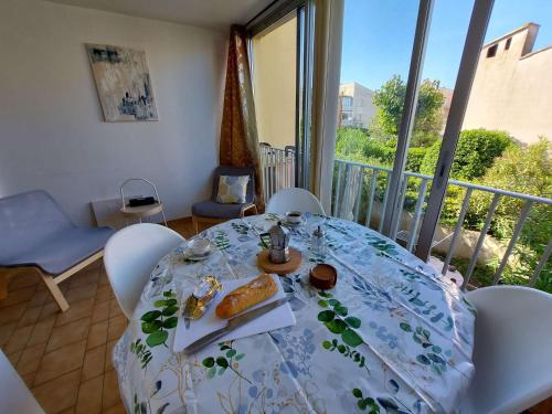 Appartement Appartement Le Grau d'Agde, 2 pièces, 4 personnes - FR-1-423-222 39 Avenue du Littoral Bât C - 1er étage Le Grau-dʼAgde