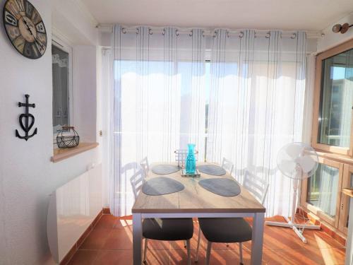 Appartement Le Grau-du-Roi, 2 pièces, 4 personnes - FR-1-307-158 Le Grau-du-Roi france