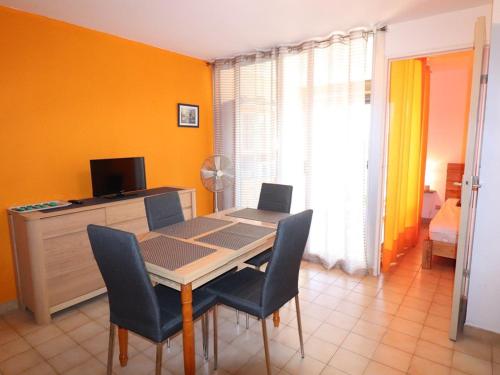 Appartement Le Grau-du-Roi, 2 pièces, 4 personnes - FR-1-307-213 Le Grau-du-Roi france