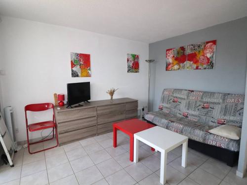 Appartement Appartement Le Grau-du-Roi, 2 pièces, 6 personnes - FR-1-307-8 Les Sables D'Or-Av Jean Jaures - 2Eme Ãtage NÂ°119- Pk NÂ°22 - Le Grau-du-Roi