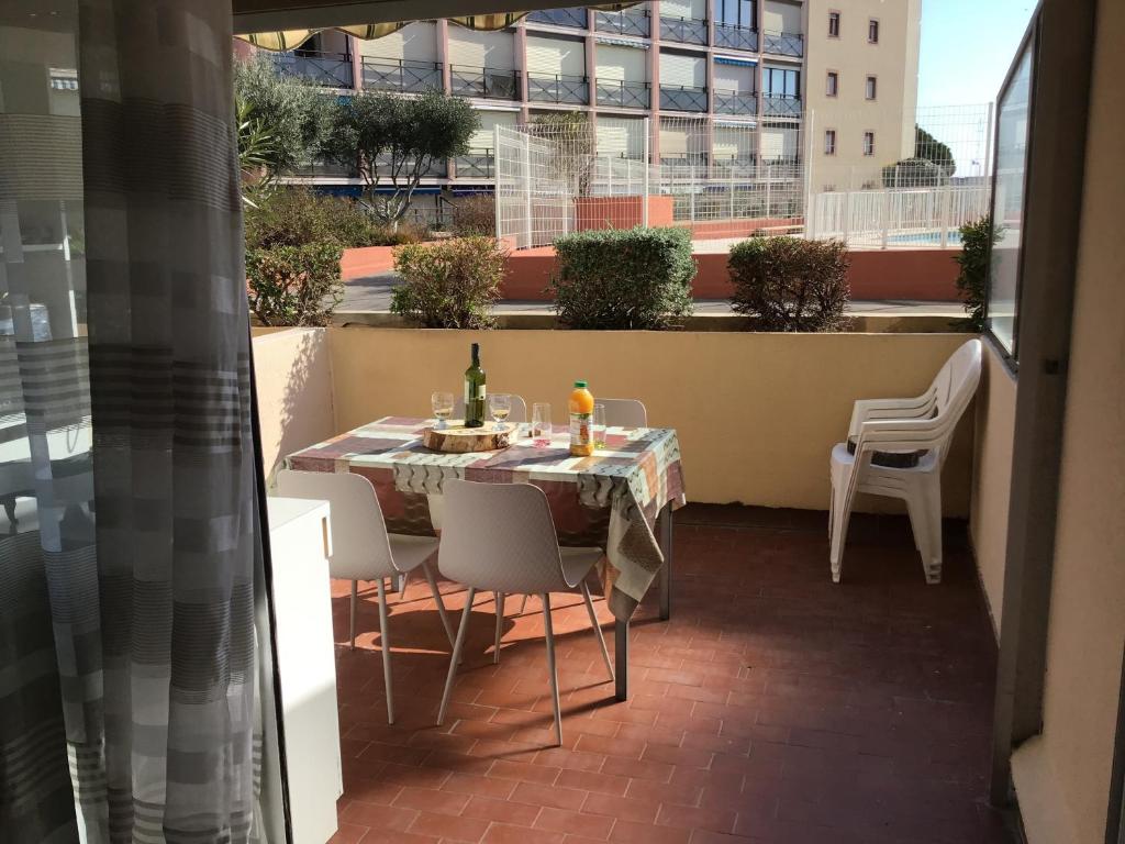 Le Grau du Roi Résidence Le Lagon bleu, Beau studio avec terrasse 199 Avenue Jean Jaurès, 30240 Le Grau-du-Roi