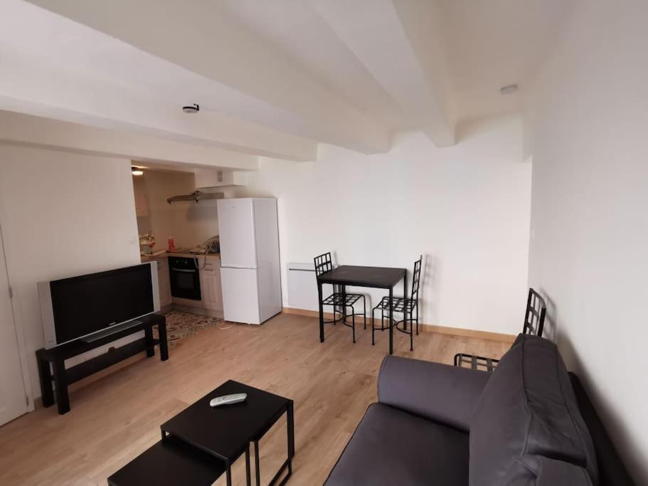 Appartement Le Hameau - Bel appartement au centre de Vinon 11 Rue des Jardins 83560 Vinon-sur-Verdon