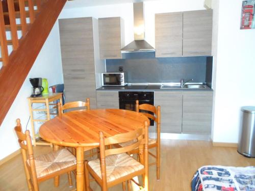 Appartement Appartement Le Home Varaville, 3 pièces, 6 personnes - FR-1-487-140 27 Avenue du Président René Coty Résidence Le manoir de la Côte Bâtiment C Varaville