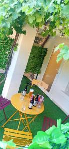 LE JAD Joli F2 proche Gare, Arènes avec terrasse privée