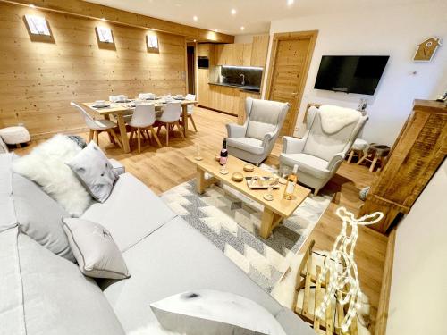 Le Janus, neuf, pied des pistes, grande terrasse, 2 garages et spa