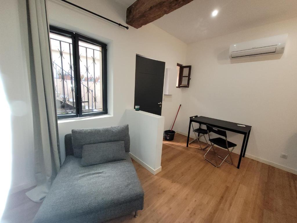 Appartement Le Jardin Des Plantes YourHostHelper 16 Rue de la Teinturerie 34000 Montpellier